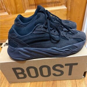 Yeezy Boost 700